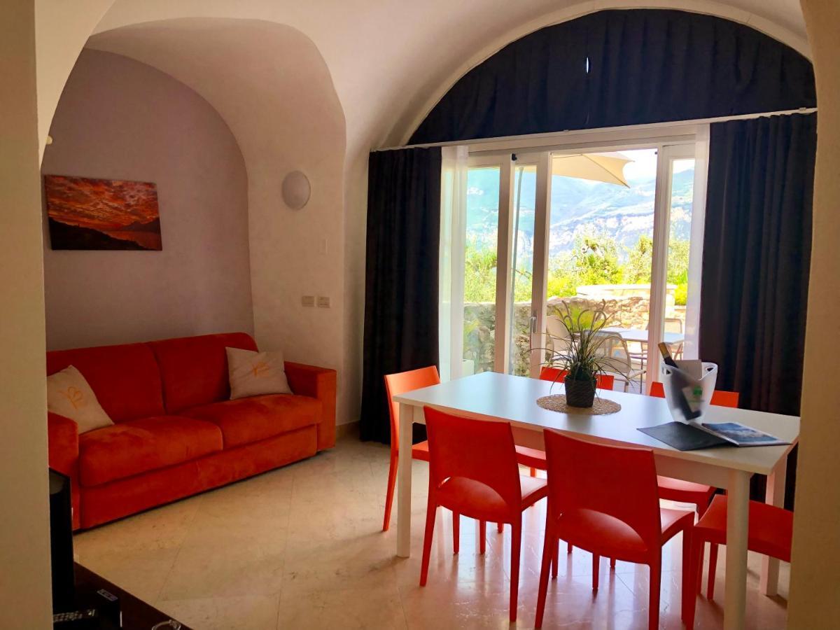 Villa Borgo Borago Brenzone Extérieur photo
