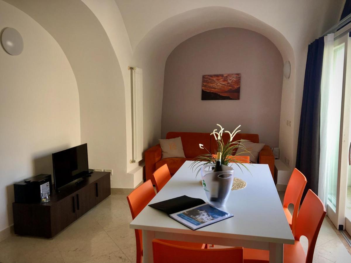 Villa Borgo Borago Brenzone Extérieur photo