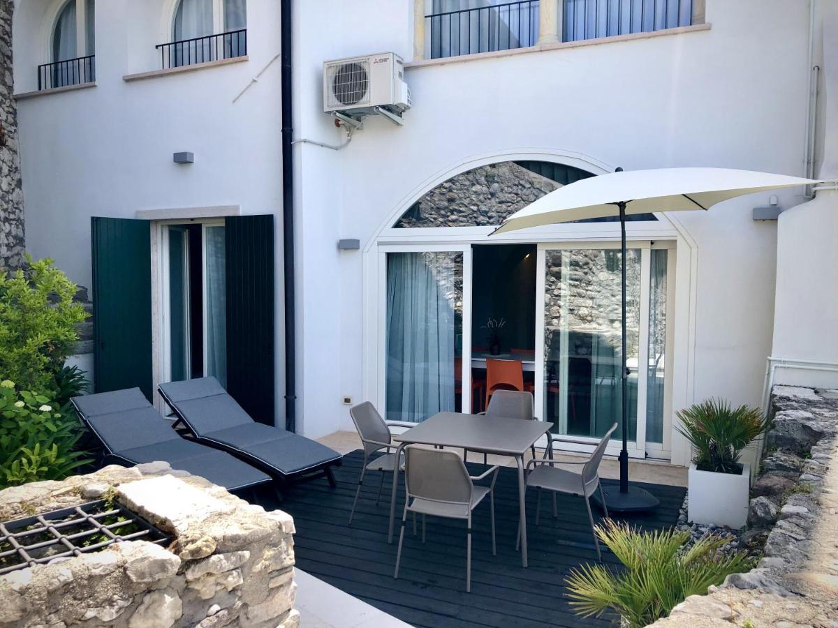 Villa Borgo Borago Brenzone Extérieur photo